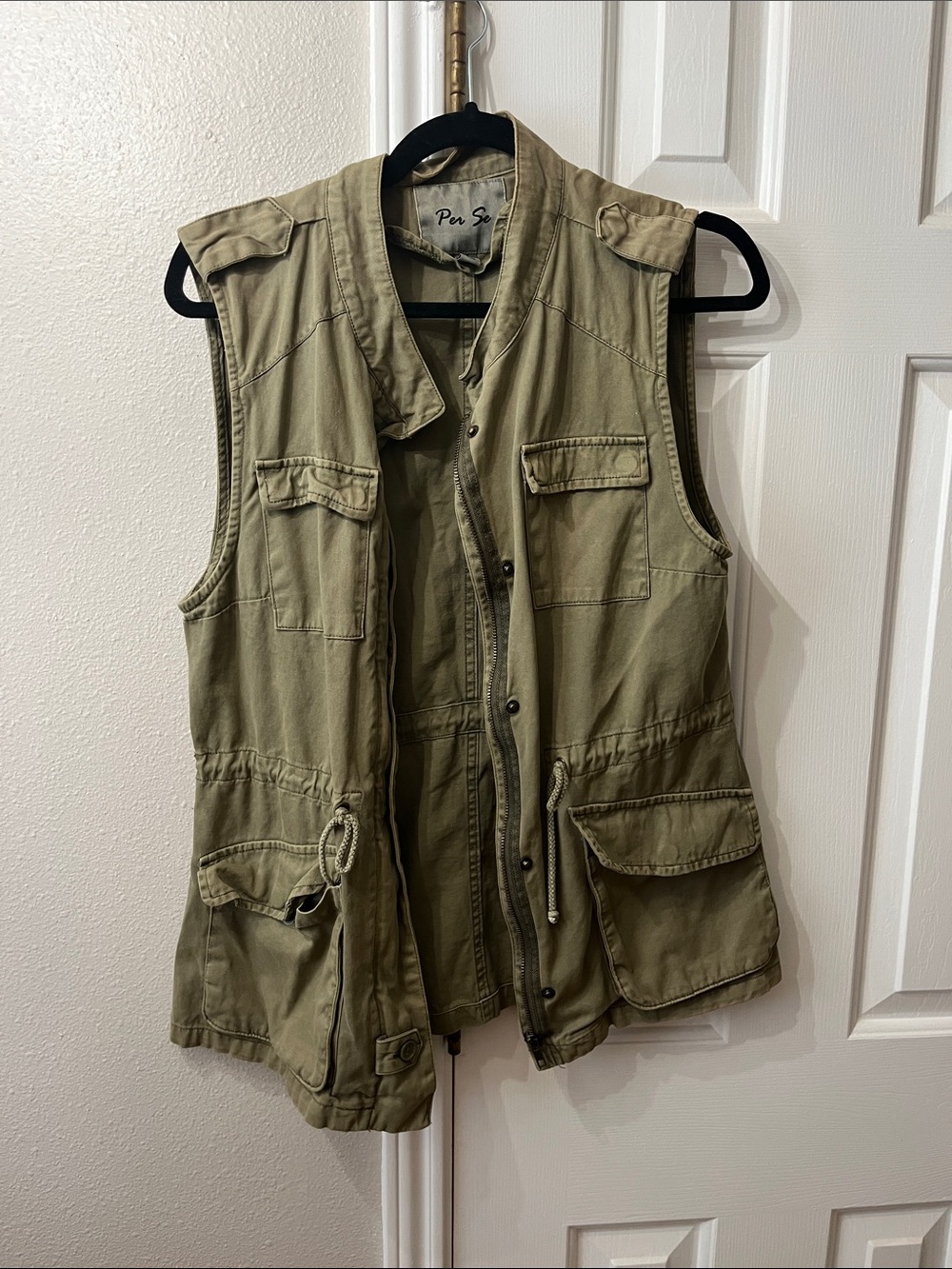 Per Se olive green utility zip vest